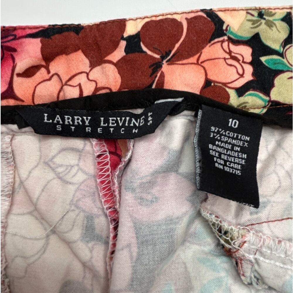Larry Levine Floral High Rise Bermuda 12" Short Multicolored Women 10 - Picture 8 of 9
